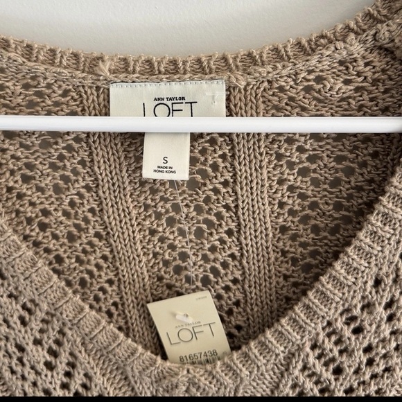 Ann Taylor Women's Tan Sweater - Picture 5 of 7
